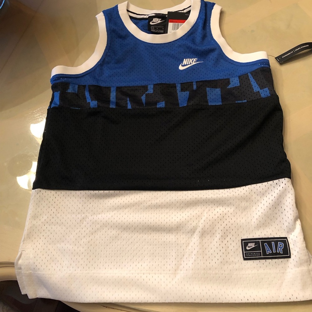 Nike boys no sleeve T-Shirt